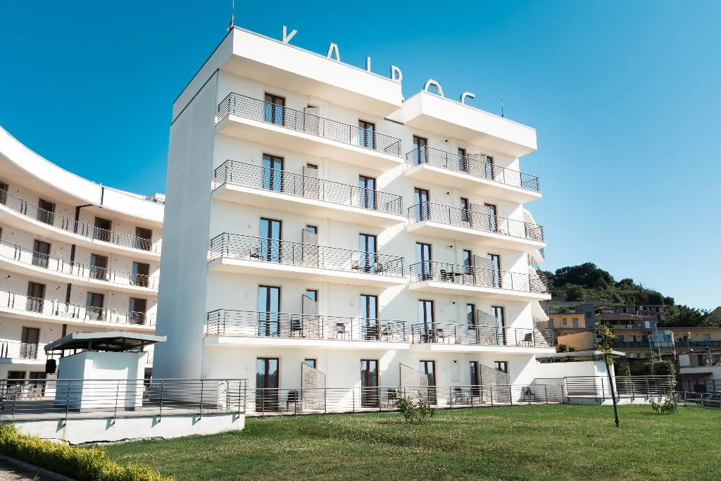 General view, Kairos Hotel, Naples