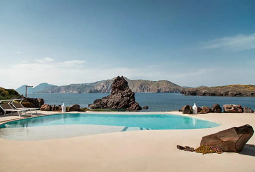 Beach, Hotiday Vulcano Porto, Palermo