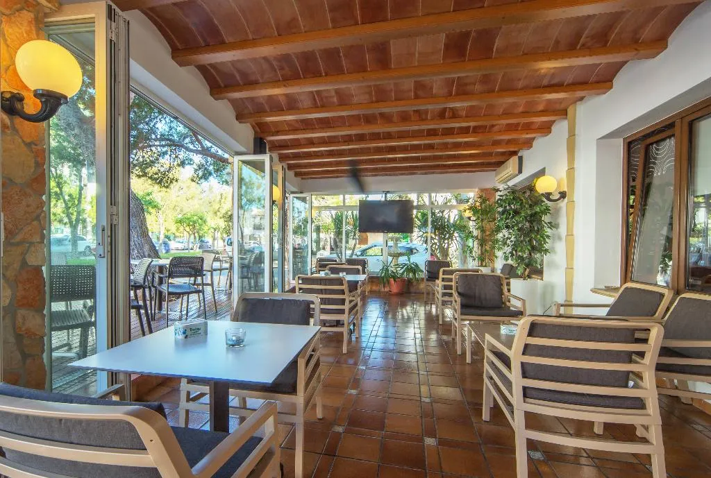 Terrace, Ses Puntetes, Majorca