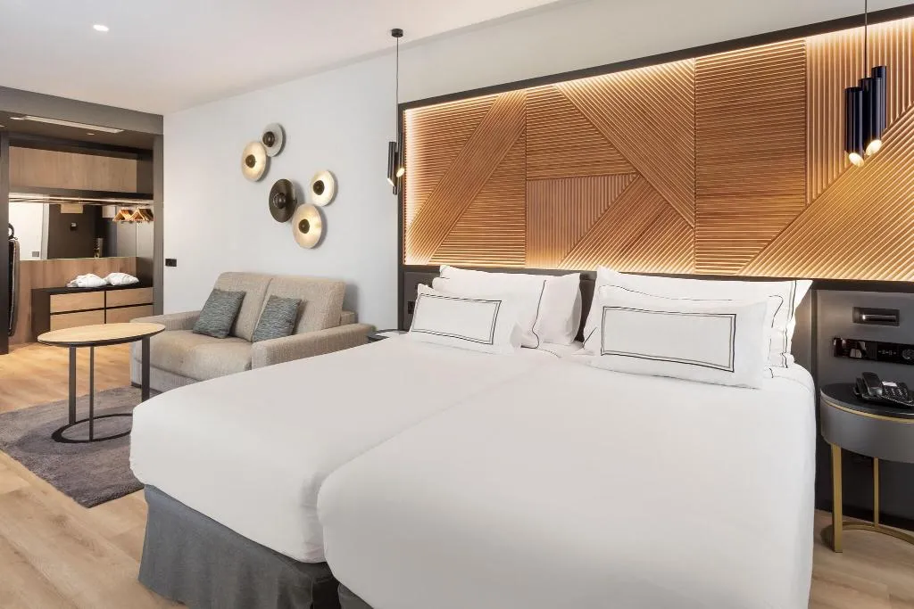 Room, Melia Avenida America, Madrid