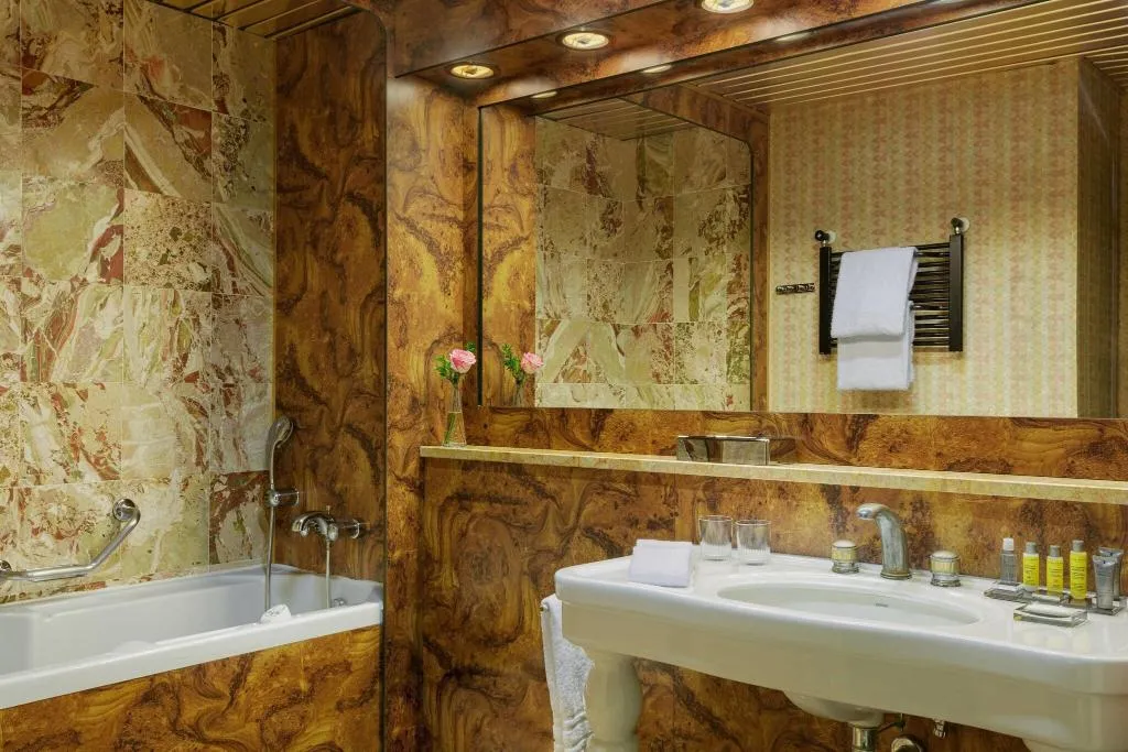 Room, Marriott Hotel Milan, Milan