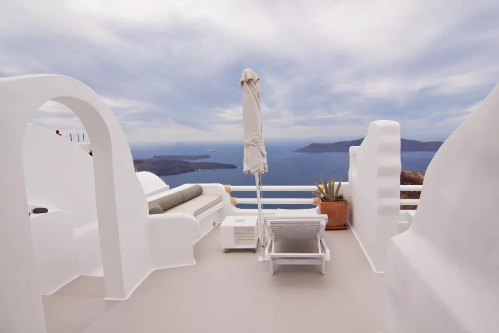 Terrace, Sunny Villas Apartments, Santorini