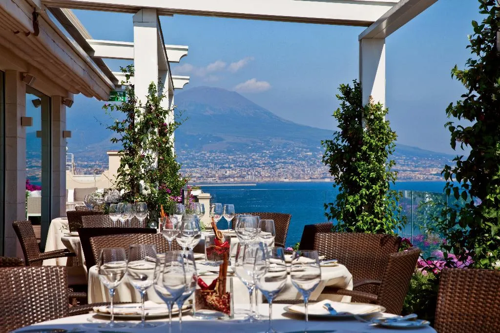 Restaurant, Grand Hotel Vesuvio Naples, Naples