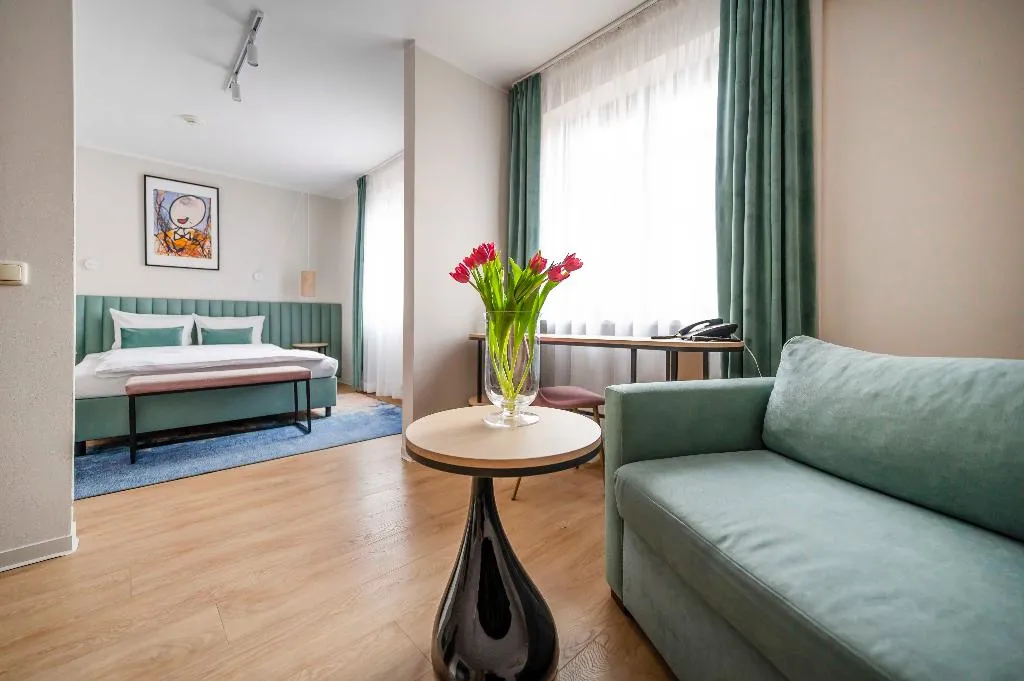 JUNIOR SUITE STANDARD Room, Hotel H12, Krakow