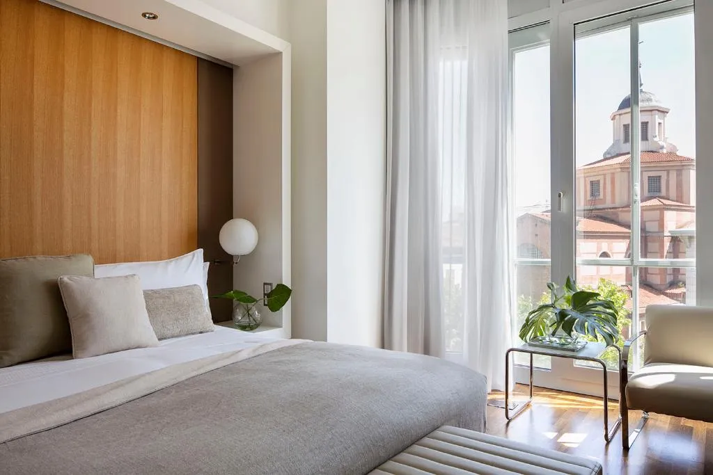 DOUBLE STANDARD Room, ME Madrid Reina Victoria, Madrid