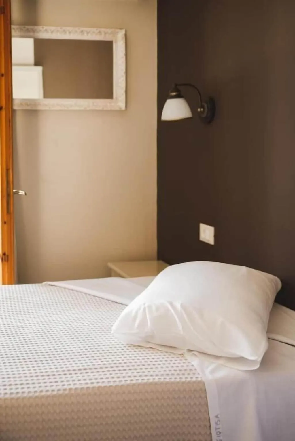 Room, Sisiotisa, Kefallinia