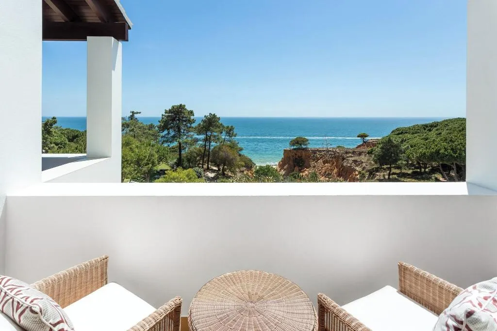 DOUBLE DELUXE OCEAN VIEW Room, Pine Cliffs Resort, Algarve