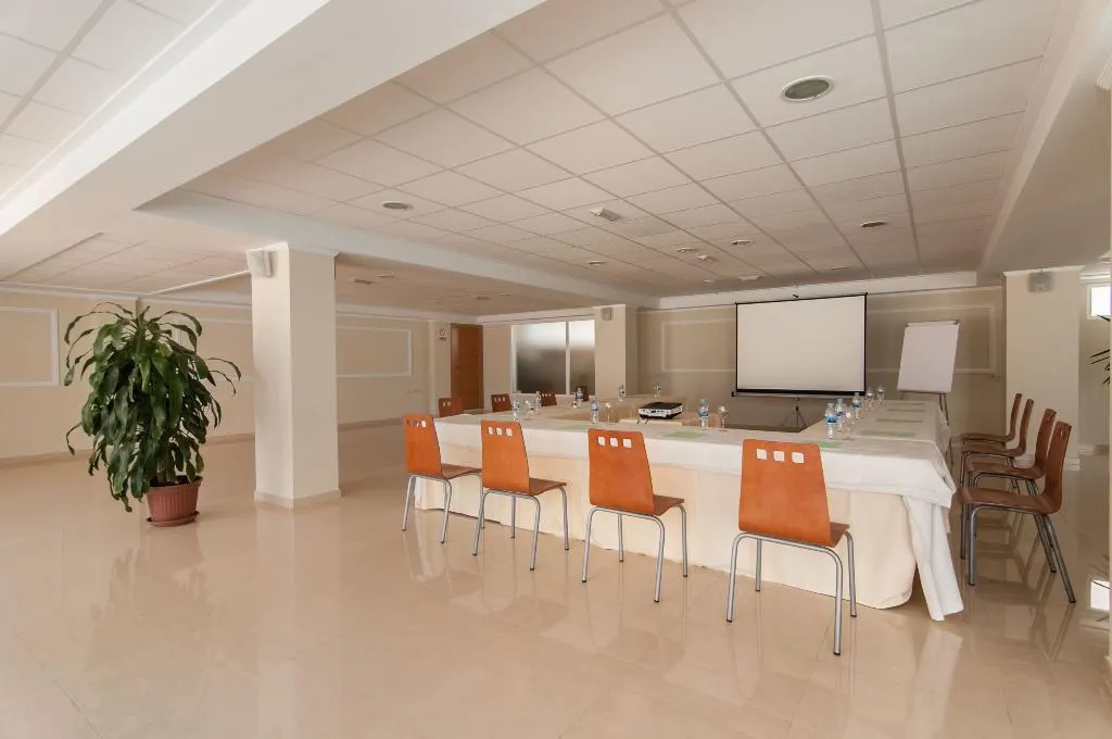 Conferences, San Luis, Valencia
