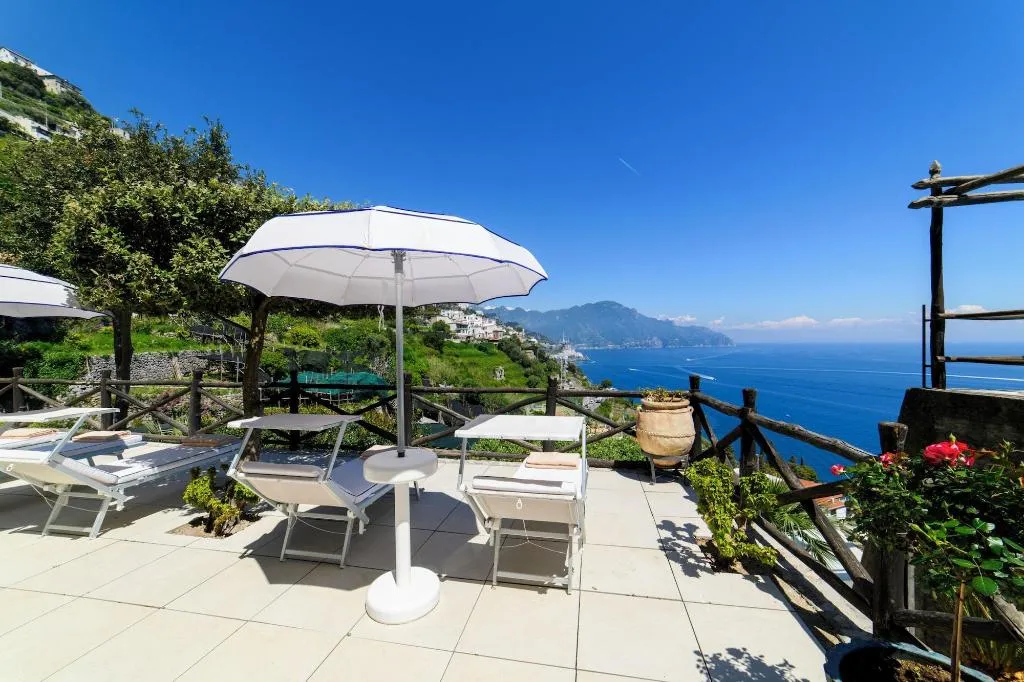 Terrace, Villa Alba d'Oro - Historic Luxury Villa, Naples