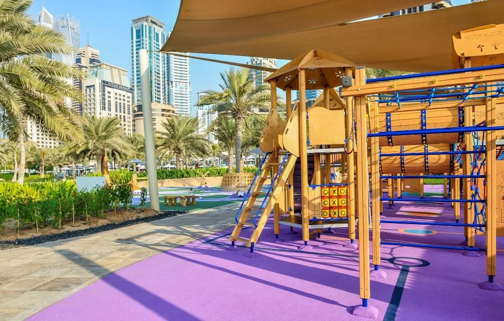 Sports and Entertainment, Le Royal Meridien Beach Resort and Spa, Dubai