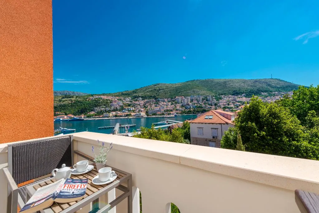 DOUBLE SIDE SEA VIEW WITH BALCONY Room, Lapad, Dubrovnik