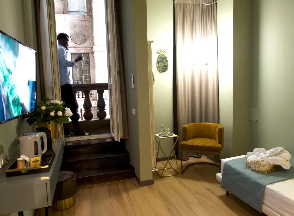 SINGLE CLASSIC Room, Intomilan Aparthotel Galleria Duomo, Milan
