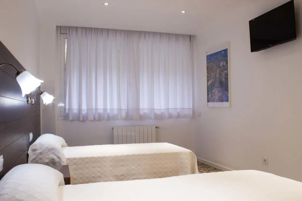 Room, Hostal Nova, Barcelona