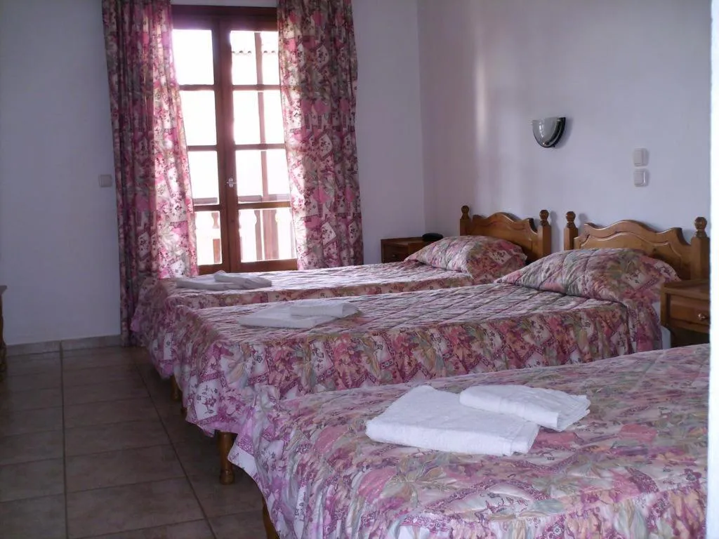 TRIPLE STANDARD Room, Golden Beach, Skiathos