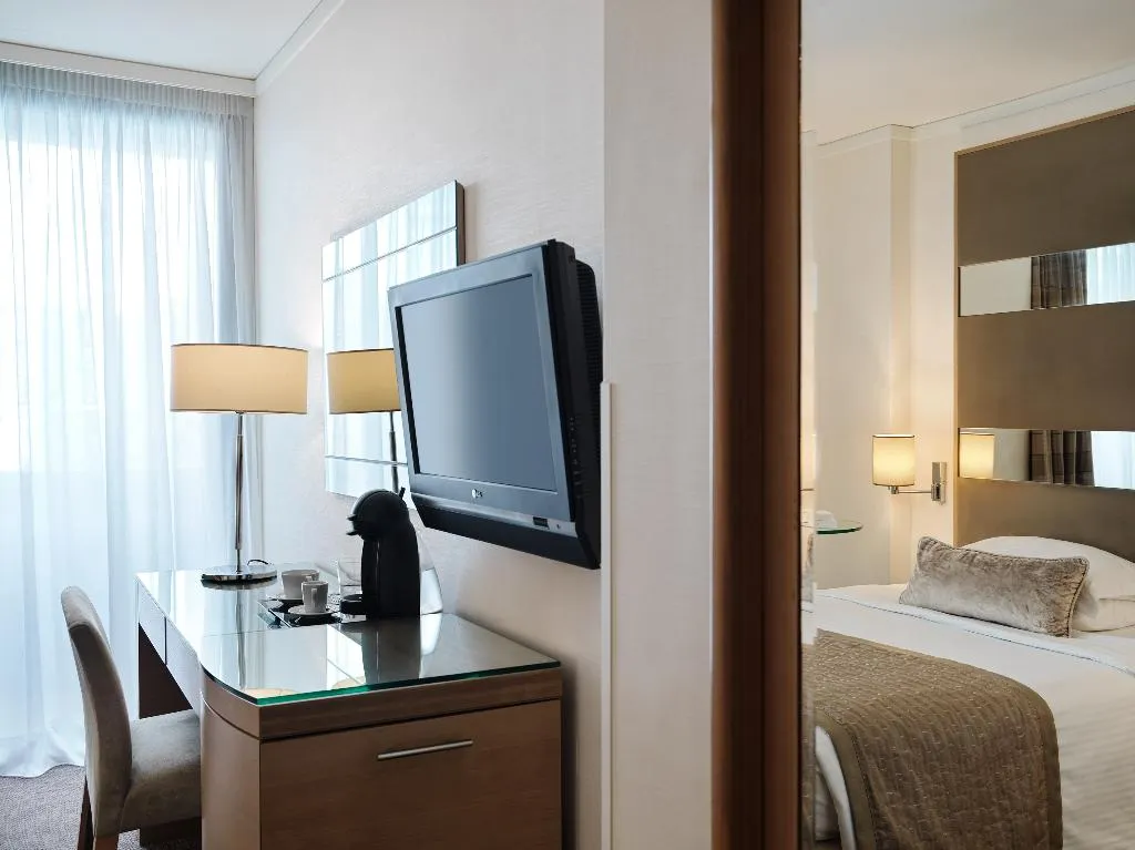 SINGLE SUPERIOR Room, Galaxy Hotel Iraklio, Crete