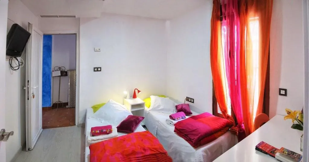 Room, B&B Casa Alfareria 59, Seville
