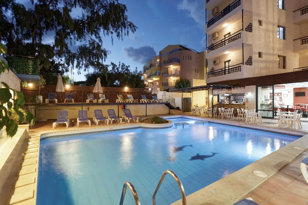 Pool, Agrabella, Crete