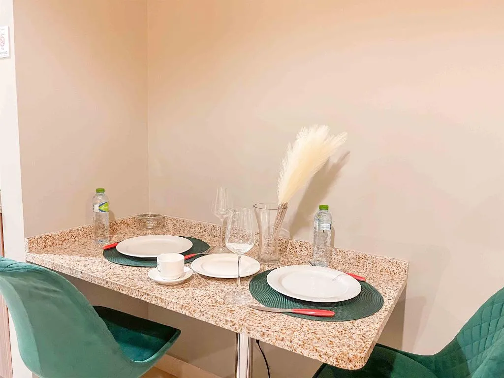 STUDIO ONE BED Room, Goldcrest Executive, Dubai