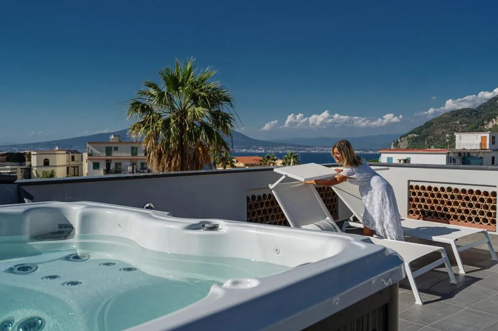 Sports and Entertainment, Don Giulio Luxury Rooms, Naples