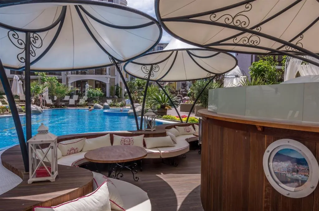 Bar, Harmony Suites 4 & 5 & 6, Bourgas