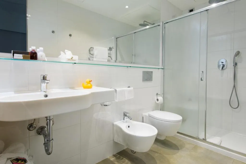Room, Hotel Berna, Milan