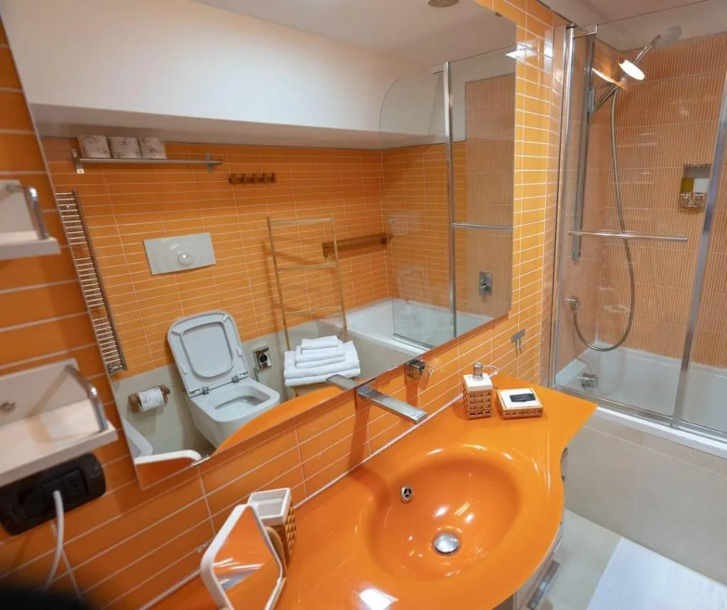 Room, Moon Luxury Rooms & Apartments, Naples