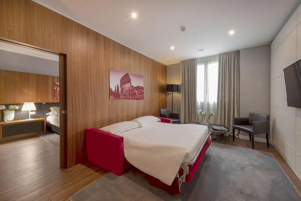 SUITE KING SIZE BED Room, H10 Roma Citta, Rome