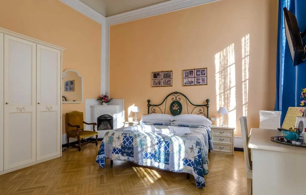 Room, Il Pitti Soggiorno, Florence