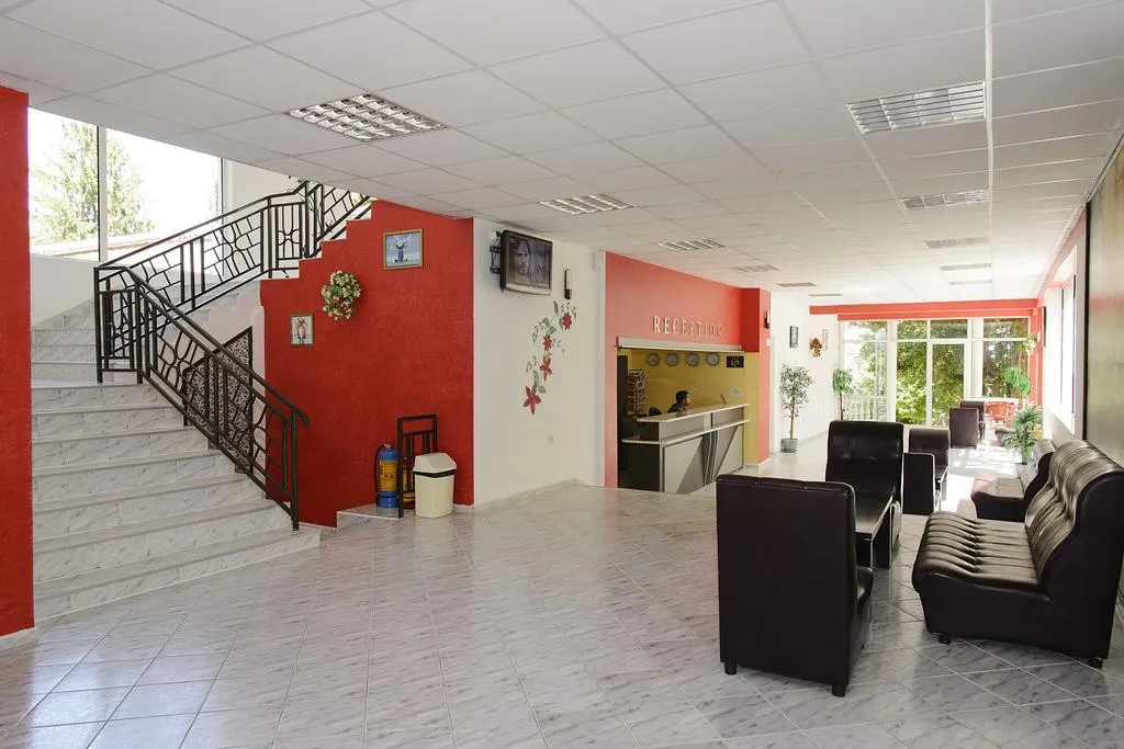 Lobby, Zdravets, Varna