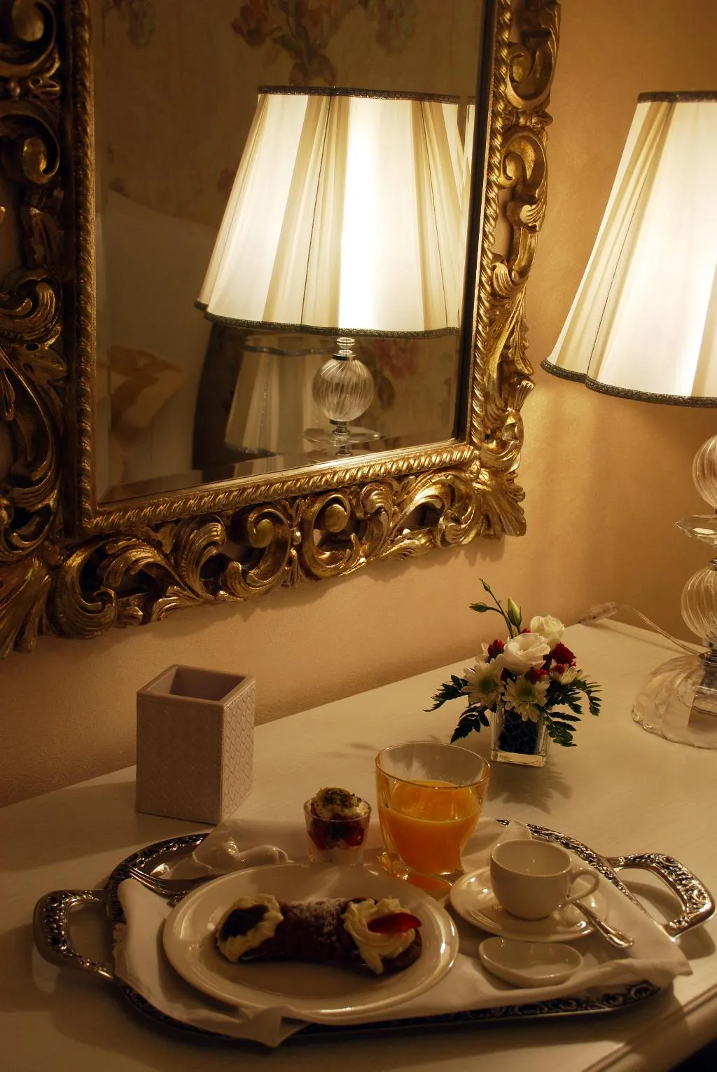 DOUBLE DELUXE Room, Daphnae House, Catania