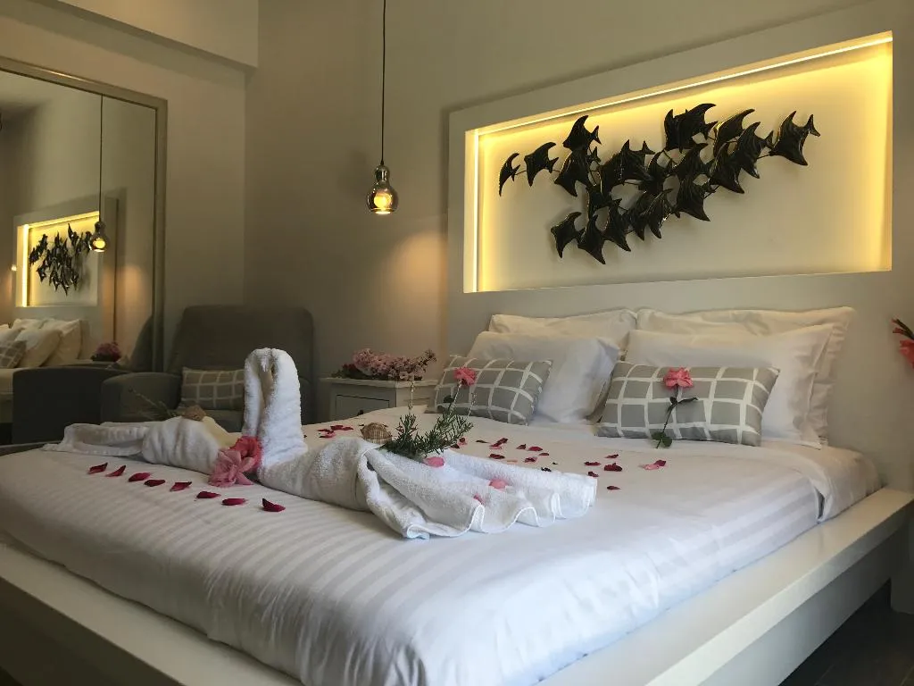 Room, Bruskos Hotel & Suites, Corfu
