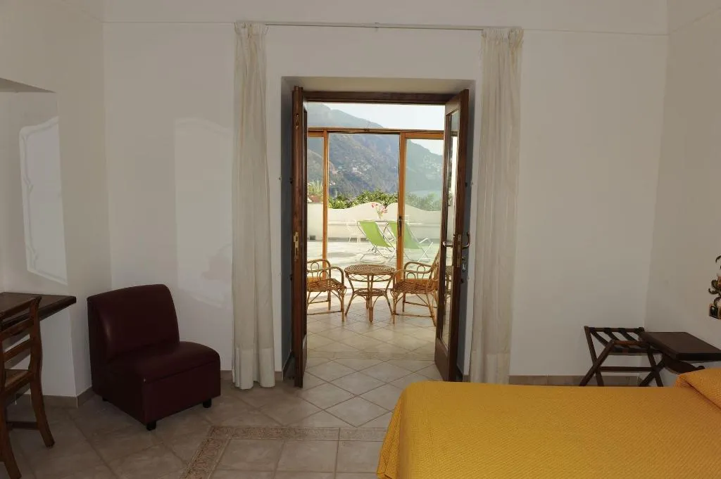 Room, Hotel Dimora Fornillo, Naples