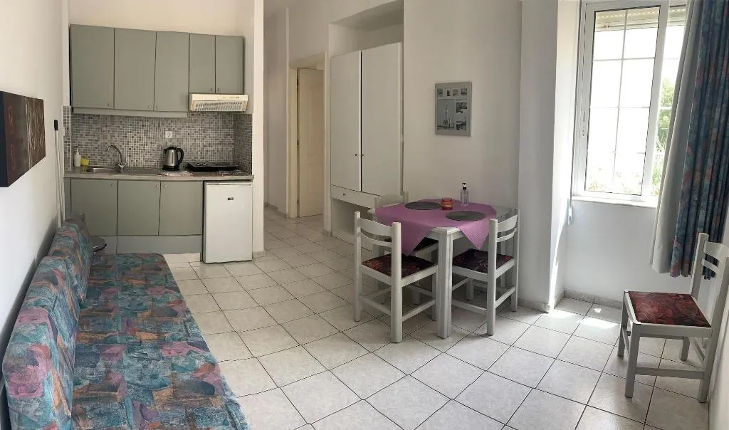 Room, Ermis Suites, Crete