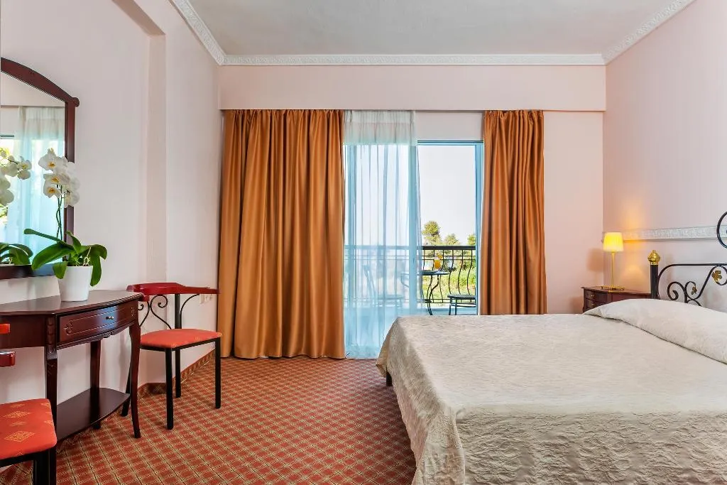 Double or Twin STANDARD Room, Kriopigi Hotel, Halkidiki