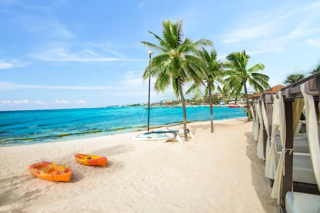 Beach, Wyndham Alltra Playa del Carmen Adults Only All In, Playa Del Carmen