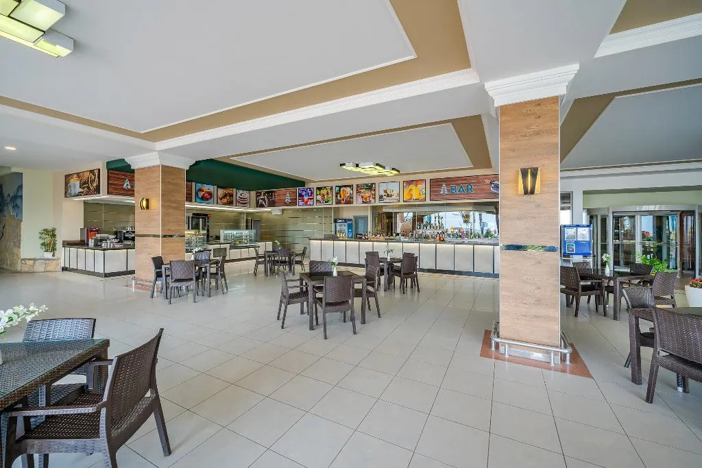 Bar, Pine Beach Belek, Antalya