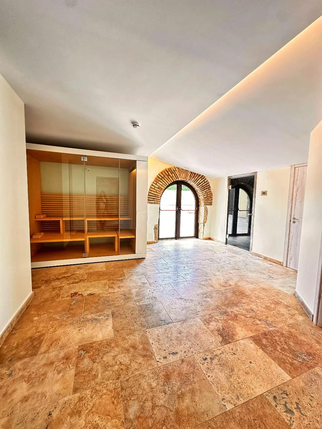 TRIPLE SUPERIOR Room, Boutique Hotel Comtal Empuries, Costa Brava
