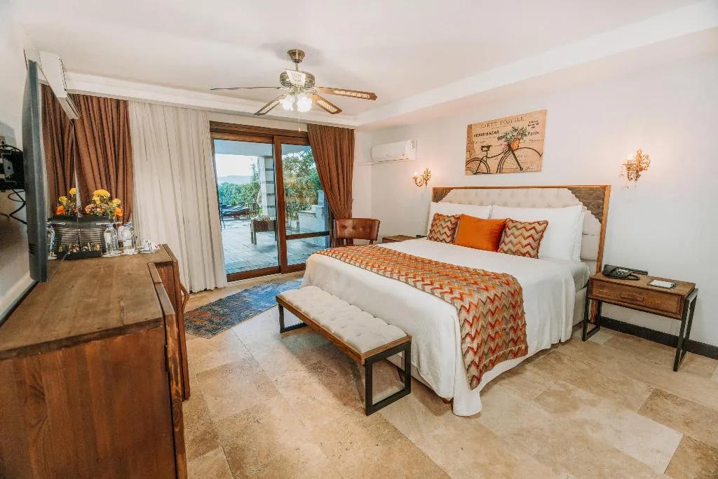 DOUBLE DELUXE POOL VIEW Room, Doors Urla Hotel, Izmir