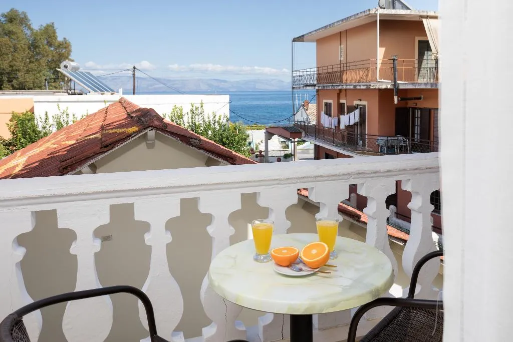 Terrace, Bella Vista Beach Hotel & Studios, Corfu