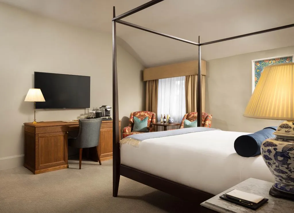 LODGE WITH DOUBLE BED Room, Carton House, a Fairmont Managed Hotel, Dublin