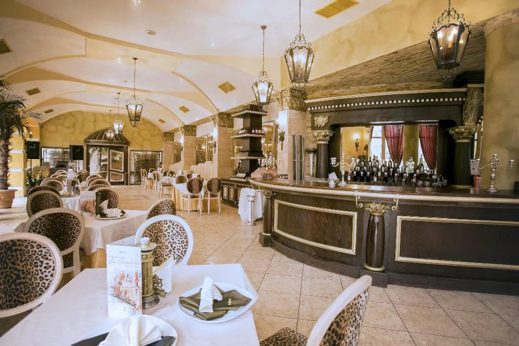 Restaurant, Imperial Palace, Bourgas