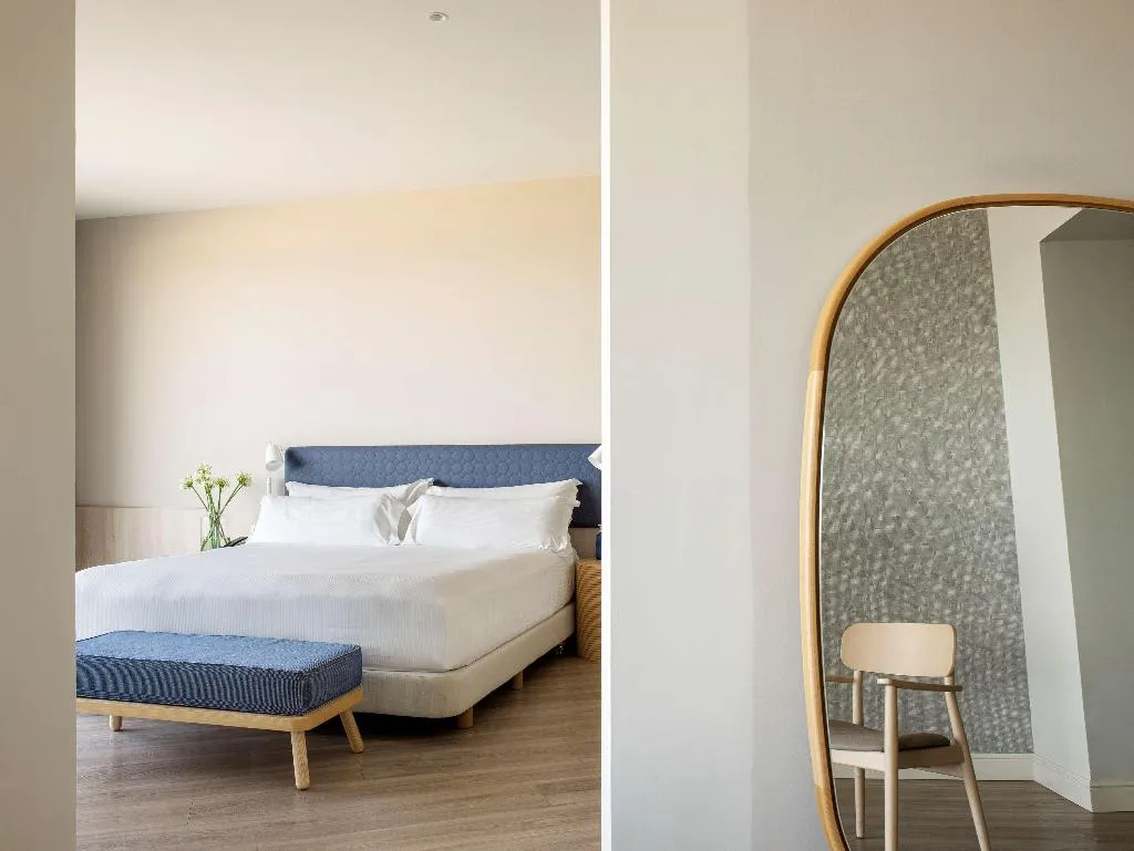 Room, ME Sitges Terramar, Costa Brava