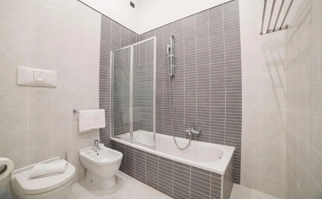 Room, Bed & Breakfast Chiaia 32, Naples