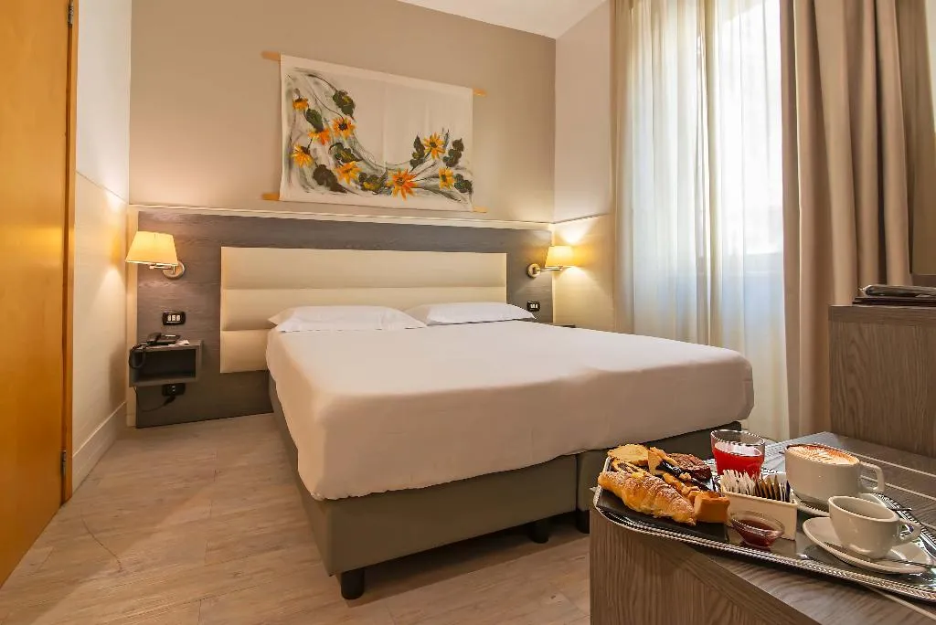DOUBLE SUPERIOR Room, Hotel Aphrodite, Rome