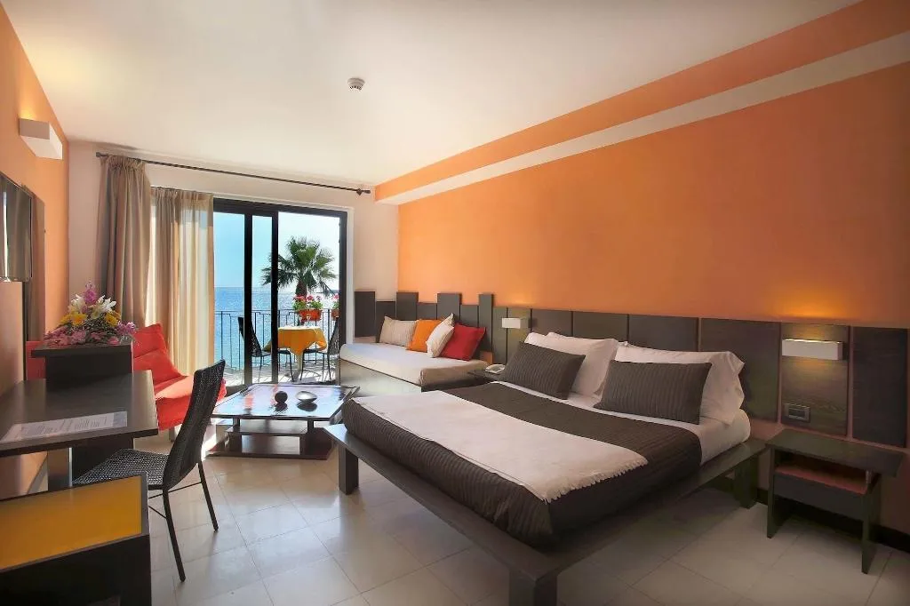 Room, San Giovanni, Taormina