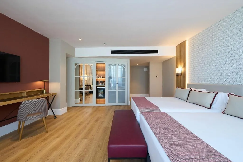 DOUBLE PREMIUM Room, Catalonia Ramblas, Barcelona