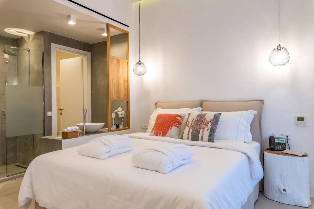 Room, Bluetopia Suites, Mykonos