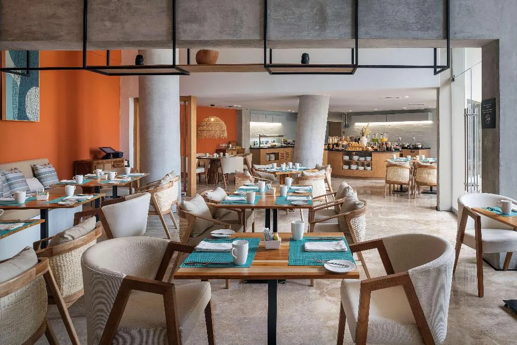 Restaurant, Hilton Garden Inn Cancun Airport, Cancun Area