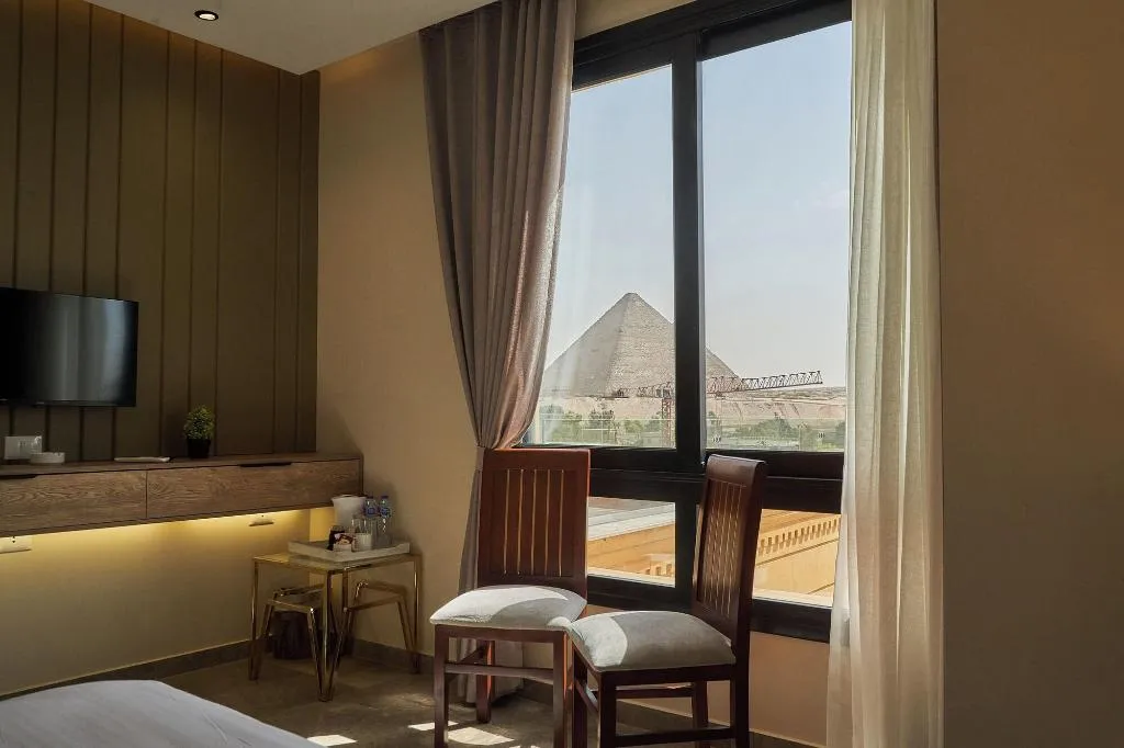 Room, Pyramids Secret Hotel, Cairo