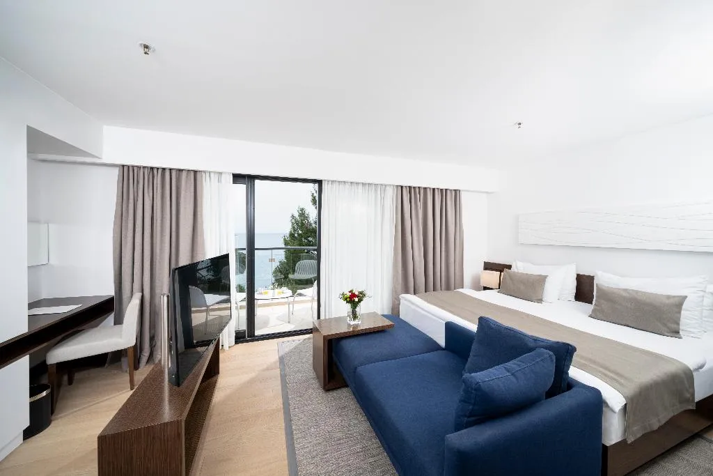 DOUBLE PREMIUM SEA VIEW Room, Hotel Parentium, Istria